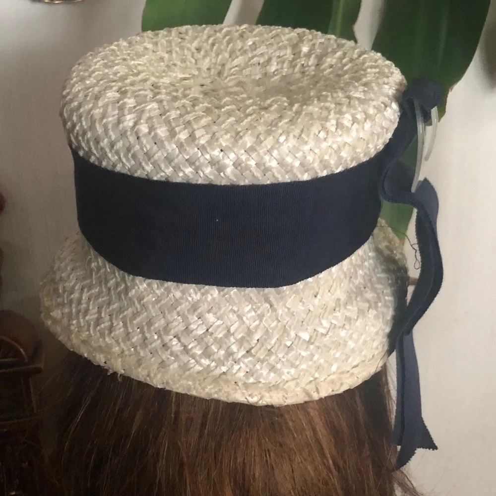 Vintage Cream Straw Hat - Picture 10 of 14